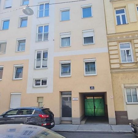 Quiet & Stylish Apartment In Vienna For 4 Guests 외부 사진